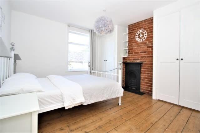 Cosy 2 Bedroom Victorian Townhouse In The Town Centre Bury St. Edmunds Экстерьер фото