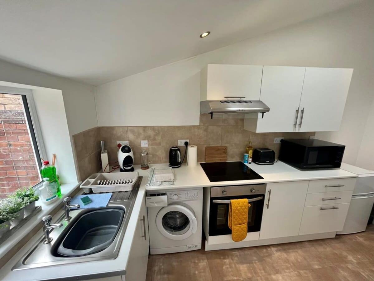Cosy 2 Bedroom Victorian Townhouse In The Town Centre Bury St. Edmunds Экстерьер фото